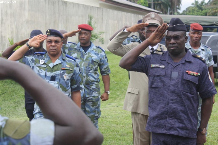 Police et gendarmerie ont lâché Gbagbo, qui garde les forces spéciales